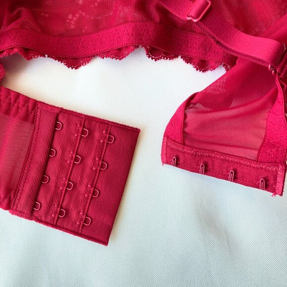 Maidenform Lightly Lined Convertible Lace Bralette Wireless 34B Red DM1188 NWT - Picture 5 of 8